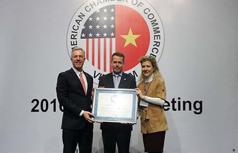 Visa nhận giải thưởng Cống hiến vì cộng đồng năm 2016