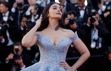 Mỹ nhân Aishwarya Rai lộng lẫy trên thảm đỏ Cannes