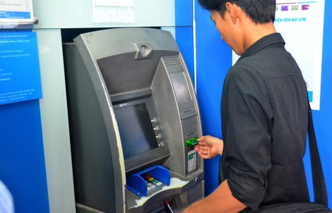 Chấn chỉnh vụ ngân hàng đóng cửa máy ATM vào ban đêm