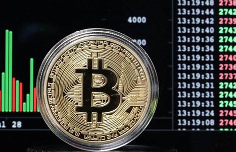 Sức mua tăng, Bitcoin vượt 4.000 USD