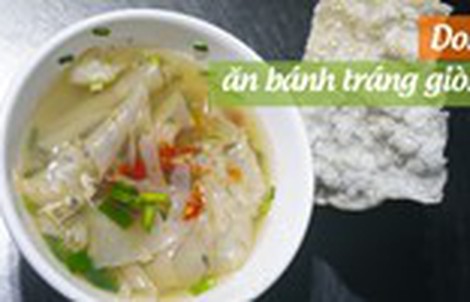 Don ăn bánh tráng giòn