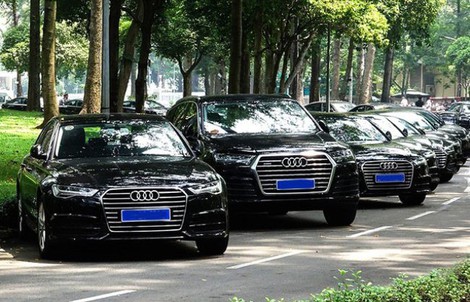 Bán công khai gần 400 xe 'Audi APEC'