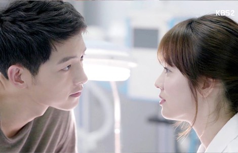 Sắp cưới Song Hye Kyo, Song Joong Ki bị “soi” kỹ