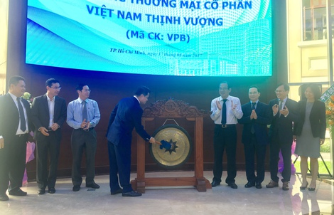 VPBank chào sàn với giá cao nhất nhóm cổ phiếu ngân hàng