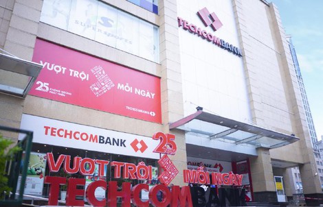 Techcombank tự tin cán đích kế hoạch 10.000 tỉ đồng năm 2018