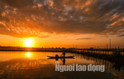 Một ngày trên phá Tam Giang