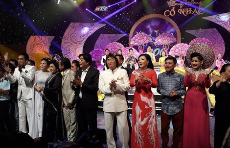 Có một "Vầng trăng cổ nhạc" tròn 18 tuổi