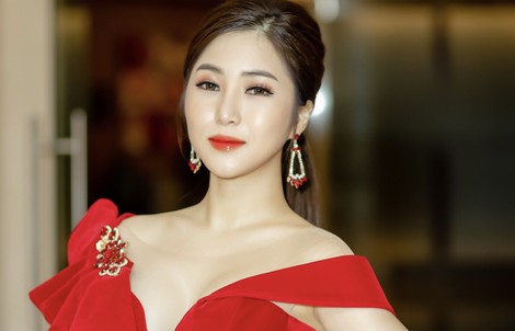 Hương Tràm bật khóc khi nghe nhắc về Thu Minh