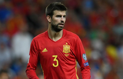 Điểm tin nóng 12-8: Pique chia tay đội tuyển, Sevilla dọa nghỉ đá với Barca