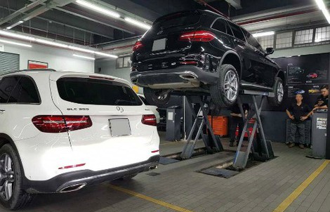 Khách Việt ồ ạt đưa Mercedes GLC đi "khám bệnh"