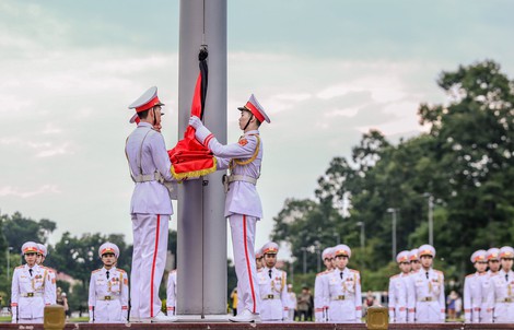 Toàn cảnh Lễ treo cờ rủ Quốc tang Chủ tịch nước Trần Đại Quang