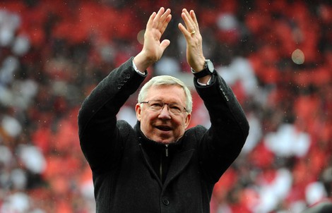 Alex Ferguson bị tố "bán đứng" M.U