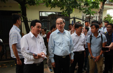 Bí thư Nguyễn Thiện Nhân: Phó Chủ tịch HĐND quận Thủ Đức có đủ tư cách, uy tín?