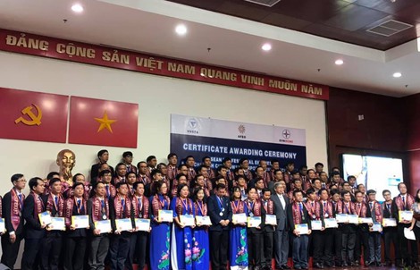 TP HCM trao chứng nhận kỹ sư ASEAN cho 70 người