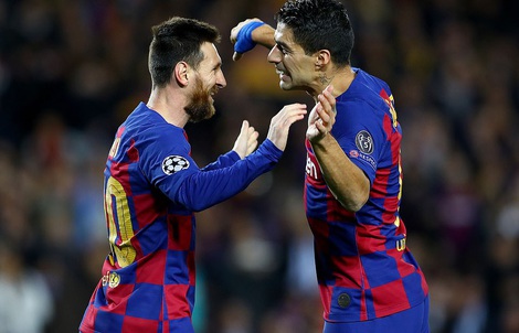 Messi thăng hoa trận 700, Barcelona vượt vòng bảng Champions League