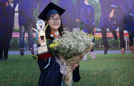Những "bóng hồng" thủ khoa ĐH xuất sắc nhất năm 2018