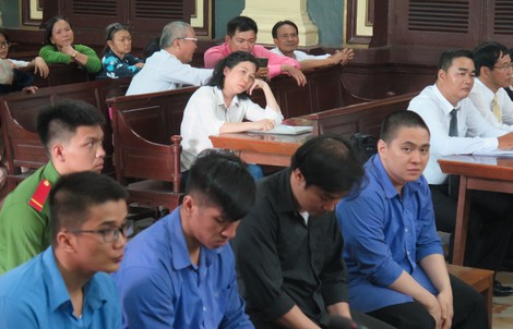 Tranh luận gay cấn vụ nguyên CSGT thuê giang hồ đánh chết người