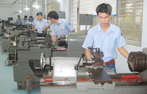 Hoàn thiện khung pháp lý cho hoạt động dạy nghề