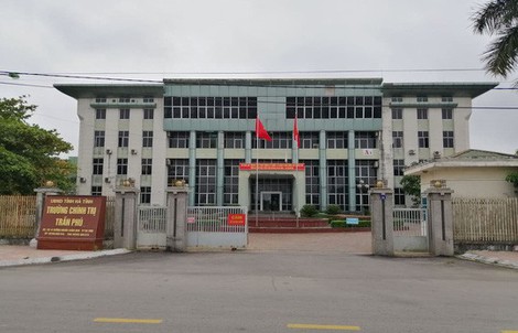Bị cách chức phó bí thư chi bộ vì xúc phạm lãnh đạo Đảng, Nhà nước