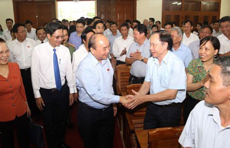 Chống lợi dụng quyền lực để nhũng nhiễu