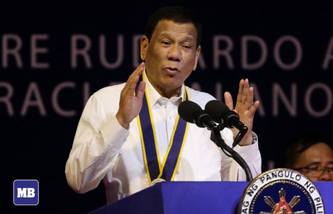 Ông Duterte thách Mỹ, Anh và Pháp ngăn Trung Quốc ở biển Đông