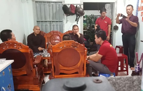 Giáo hội Phật giáo Việt Nam gặp gỡ gia đình cháu bé bị thầy tu đánh đập dã  man