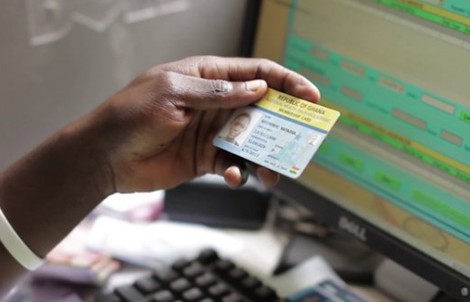 Năm 2020 sẽ cấp thẻ BHYT điện tử