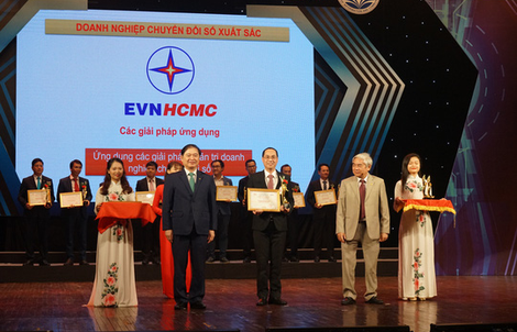 Tổng Công ty Điện lực TP HCM đạt danh hiệu Doanh nghiệp chuyển đổi số xuất sắc