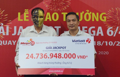 Người trúng Vietlott 24,7 tỉ đồng ủng hộ đồng bào miền Trung 200 triệu đồng