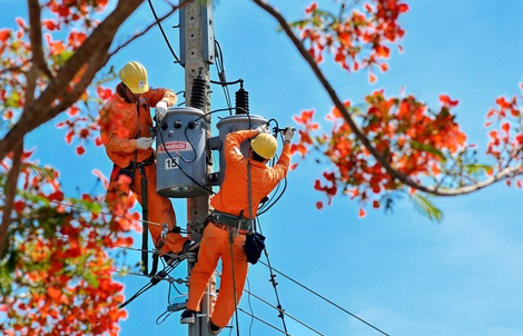 Cung cấp điện an toàn, liên tục ở 21 tỉnh, thành phía Nam