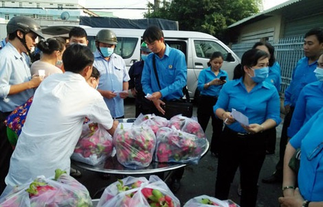 Tiền Giang: Hỗ trợ nông dân tiêu thụ trái cây do ảnh hưởng dịch nCoV