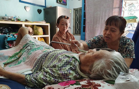 NHỮNG TẤM GƯƠNG HIẾU THẢO (*): Sống với năng lượng tích cực nhất