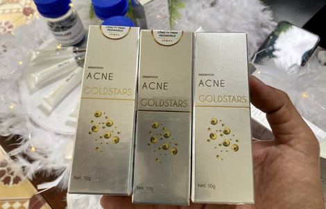 Ứng dụng nano vàng Acne GoldStars trong điều trị viêm da, rất cần thiết cho phụ nữ