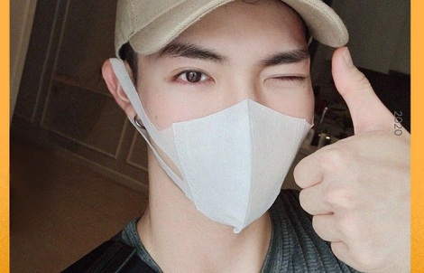Ca sĩ Erik cùng nhiều sao Việt khoe ảnh "đeo khẩu trang vẫn đẹp" phòng Covid-19