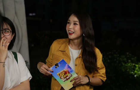 Sau chia sẻ "bạn trai phải có 30-40 tỉ", hotgirl Sam thừa nhận vẫn độc thân