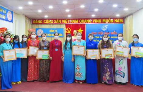 Hội Phụ nữ Công ty Yến sào Khánh Hòa: Hỗ trợ phụ nữ phát triển toàn diện