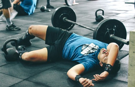 Lý do bất ngờ khiến càng tập luyện nặng càng nhiều mỡ bụng