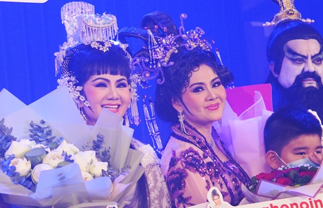 Tú Sương, Trinh Trinh tỏa sáng trong đêm "Nghề nối nghề"