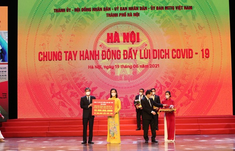 Chung tay cùng Hà Nội đẩy lùi Covid-19, Tập đoàn Sun Group ủng hộ 55 tỉ đồng mua vắc-xin