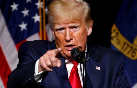 Ông Donald Trump tổng "khai chiến" với Twitter, Facebook và Google