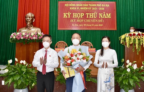 Bà Rịa – Vũng Tàu: Một chủ tịch thành phố xin nghỉ việc