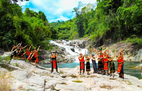 Yang Bay mùa đẹp nhất