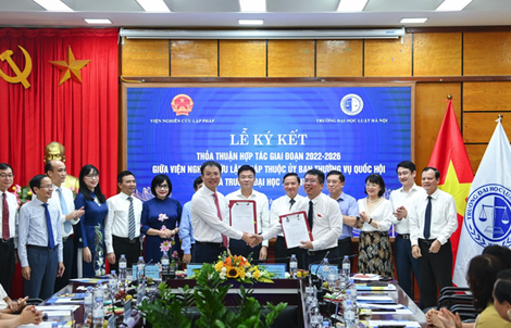 Xây dựng 2 trường ĐH Luật thành trường trọng điểm đào tạo về pháp luật