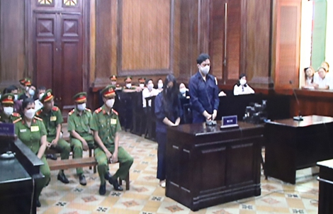 Vụ bé 8 tuổi bị bạo hành đến tử vong: Những góc khuất đau lòng