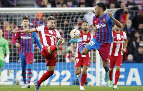 Tân binh lập công, Barcelona xuất sắc hạ gục Atletico Madrid ở đại chiến