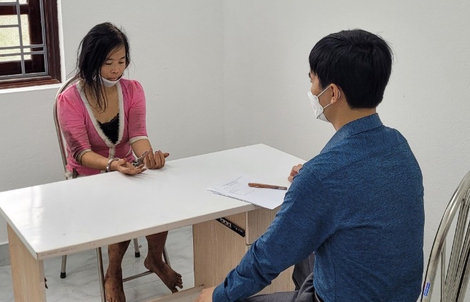 Người phụ nữ đâm tử vong cô gái trẻ bị bắt tại một khu nhà hoang