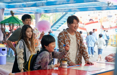 Loạt phim gây sốt tại LHP Cannes 2022 ra rạp Việt