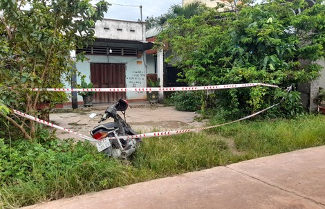 Kết cục thê thảm của 2 người đàn ông cãi nhau vì chiếc loa kẹo kéo