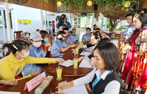 Hà Nội: Không để tín dụng đen tiếp cận công nhân