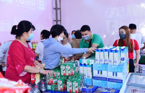 Co.op Food khuyến mãi hàng trăm sản phẩm hàng Việt